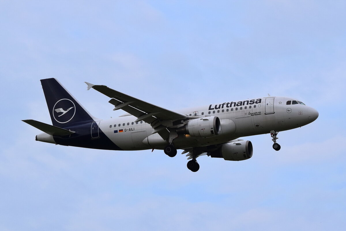 D-AILI , Lufthansa , Airbus A319-114 Bad Nauheim  , 15.09.2021 , Berlin-Brandenburg  Willy Brandt  , BER ,