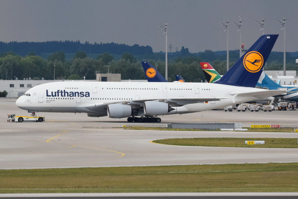 D-AIMB Lufthansa Airbus A380-841 (München)  , MUC , 10.05.2018