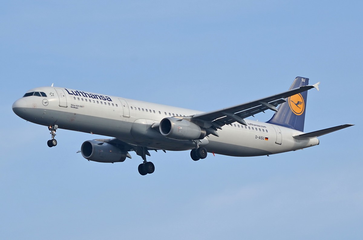 D-AISU Lufthansa Airbus A321-231   Nördlingen   in Tegel beim Anflug am 25.02.2015