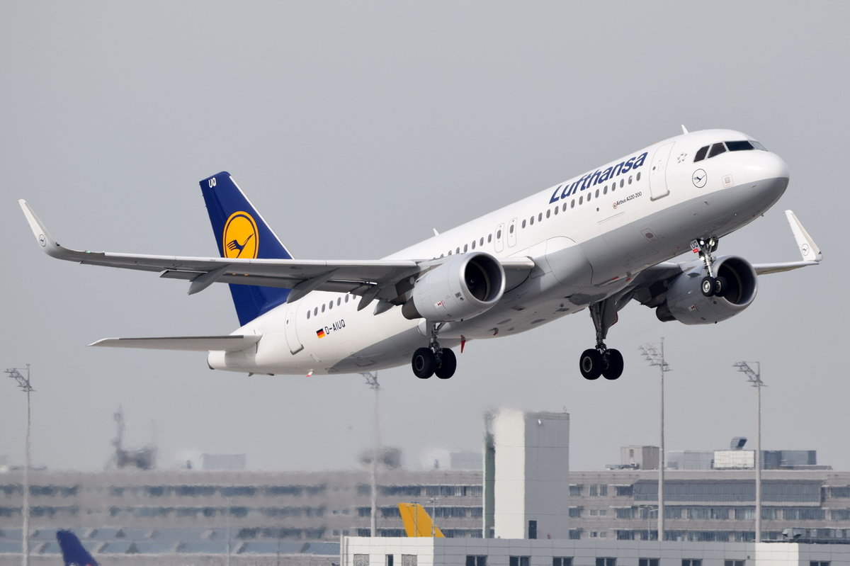 D-AIUQ Lufthansa Airbus A320-214(WL)  , MUC , 14.10.2016
