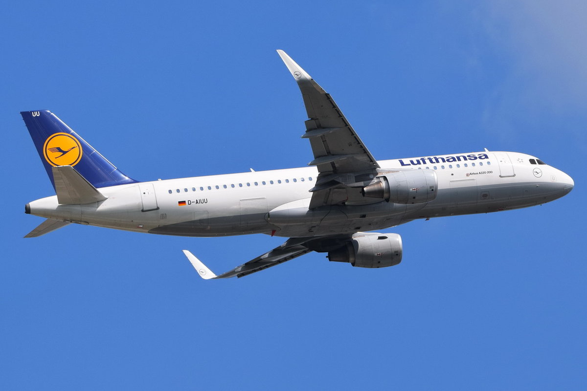 D-AIUU Lufthansa Airbus A320-214(WL)  , MUC , 12.05.2018