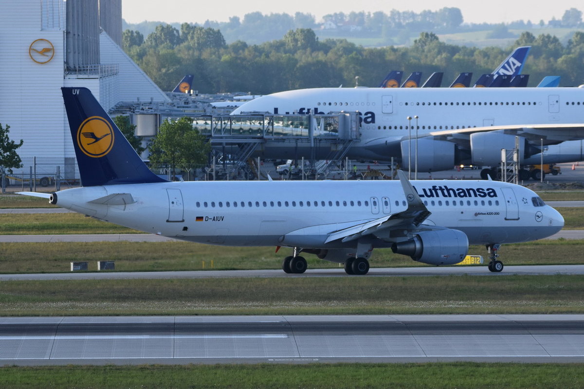 D-AIUV Lufthansa Airbus A320-214(WL)  , MUC , 11.05.2018