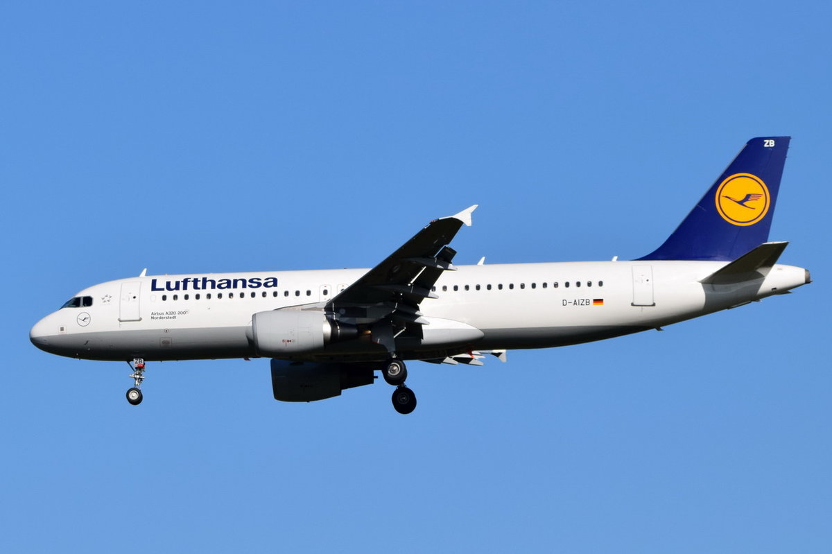 D-AIZB Lufthansa Airbus A320-214  Norderstedt   , MUC , 15.10.2016
