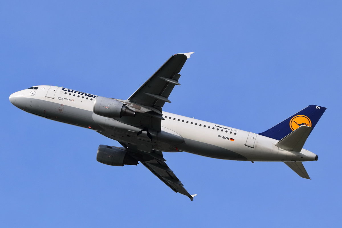 D-AIZH Lufthansa Airbus A320-214  Hanau  , MUC , 04.10.2017