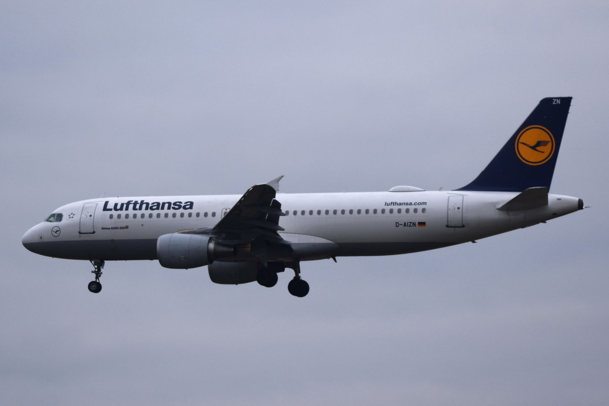 D-AIZN Lufthansa Airbus A320-214  , FRA , 06.12.2017