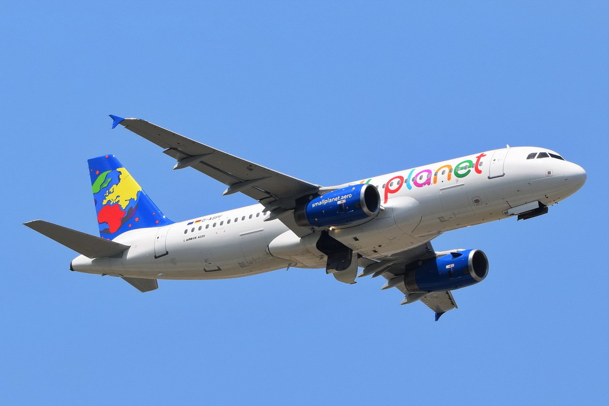 D-ASPF Small Planet Airlines Germany Airbus A320-232   , MUC , 12.05.2018