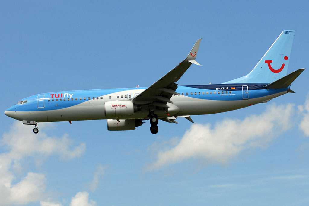 D-ATUE Boeing 737-8K5 10.05.2015