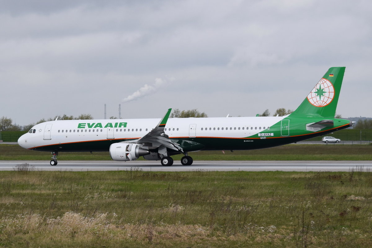 D-AYAZ EVA Airways Airbus A321-211(WL)  B-16223  7054  gelandet am 26.04.2016 in Finkenwerder