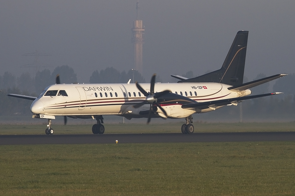 Darwin Airlines, HB-IZP, Saab, 2000, 07.10.2013, AMS, Amsterdam, Netherlands



