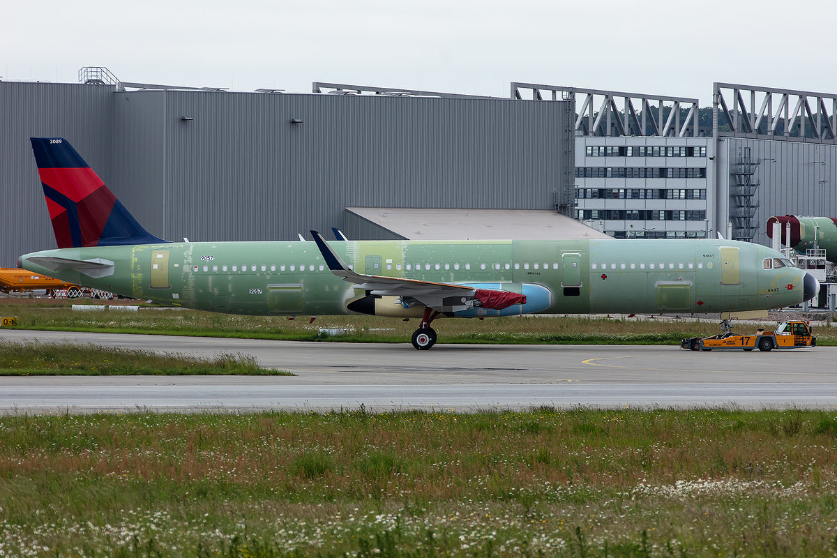 Delta Airlines, D-AVVV, (later Reg.: N389DN), Airbus, A321-211, 12.06.2019, XFW, Hamburg-Finkenwerder, Germany

