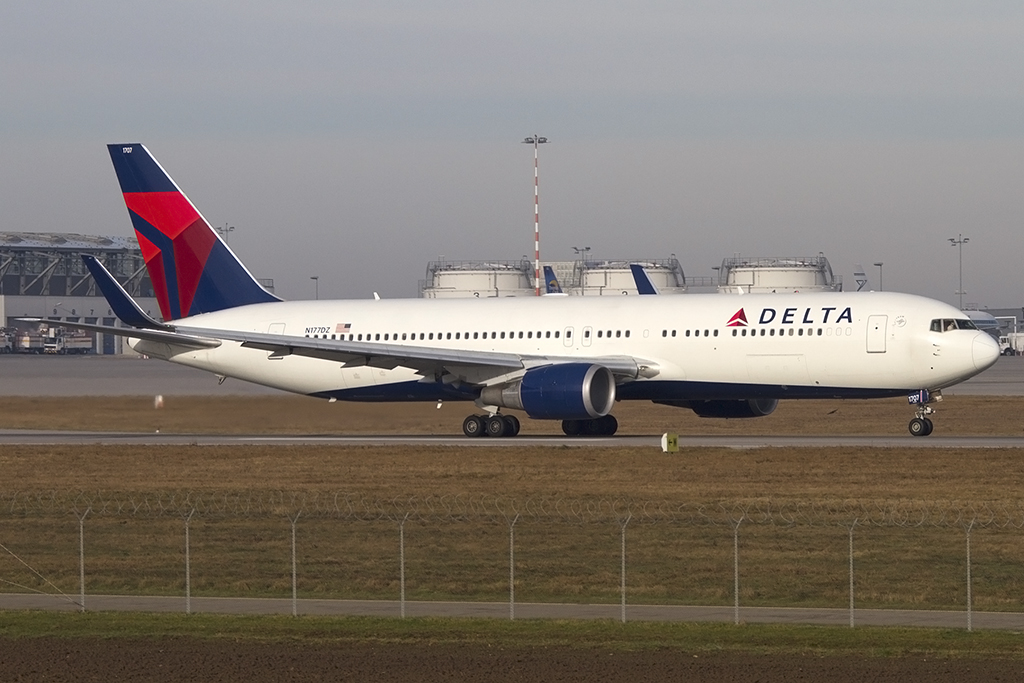 Delta Airlines, N177DN, Boeing, B767-332ER, 18.01.2014, STR, Stuttgart, Germany 





