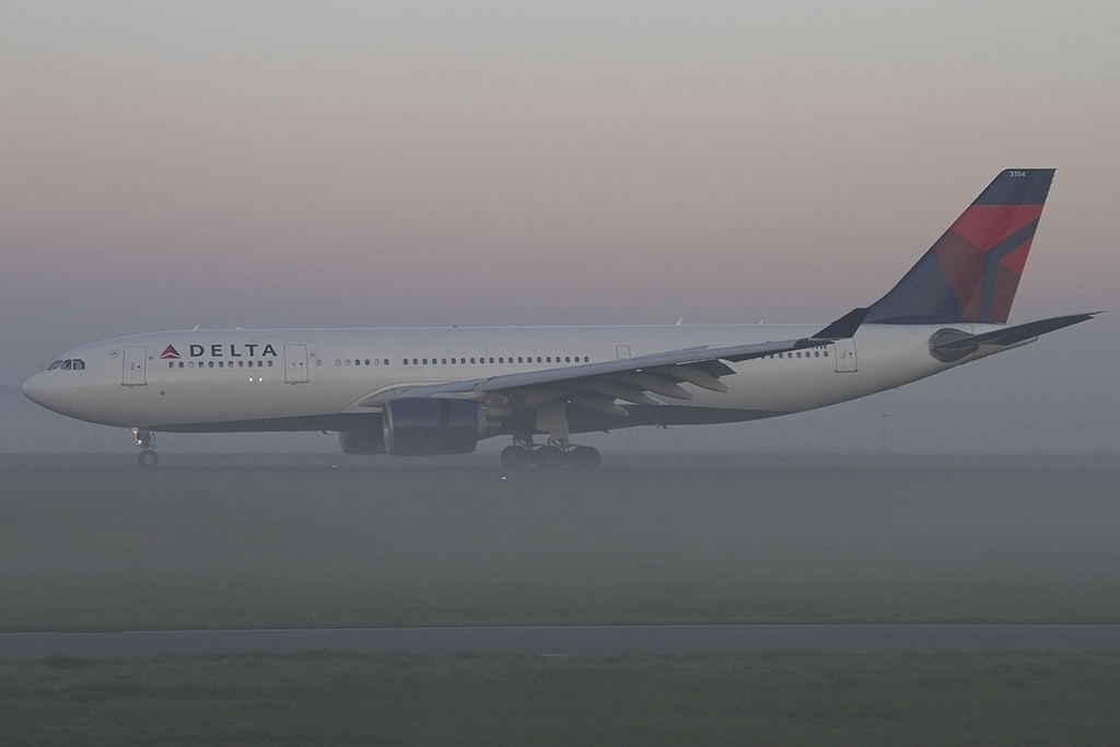 Delta Airlines, N854NW, Airbus, A330-223, 07.10.2013, AMS, Amsterdam, Netherlands 



