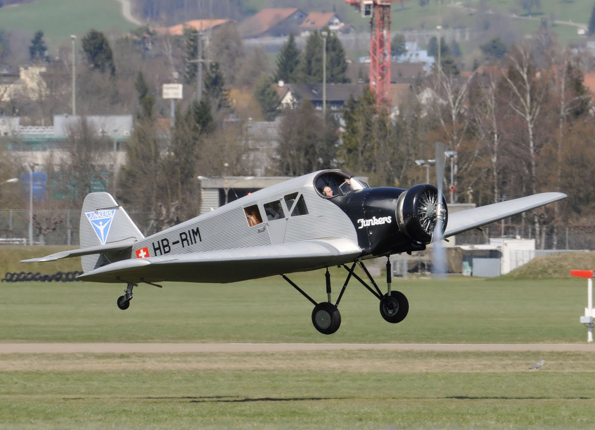 Der Nachbau des ersten deutschen Verkehrsflugzeugs Junkers F13 aus den 1920er-Jahren. Mit Registration HB-RIM. 04.04.2018 Flugplatz Dübendorf ZH Schweiz