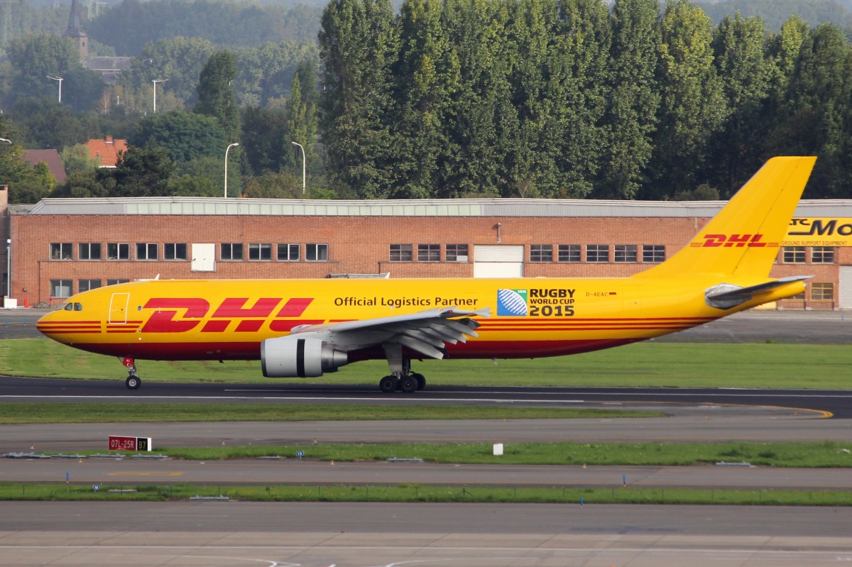 DHL (European Air Transport), D-AEAC, Airbus A300-622RF, msn: 602, 31.August 2014, BRU Brüssel, Belgien. Mit Sticker: Rugby World Cup 2015