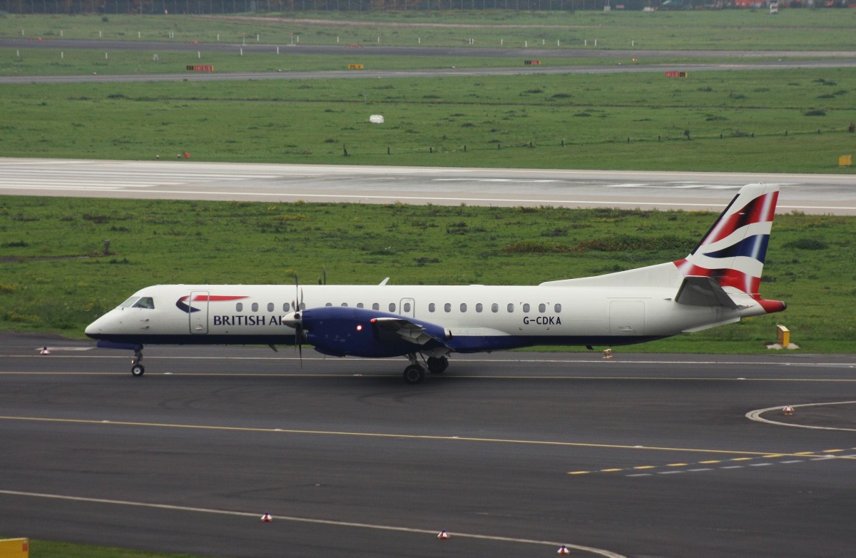 Eastern Airways,G-CDKA,(c/n 006),SAAB 2000,24.10.2015,DUS-EDDL,Düsseldorf,Germany(British Airways cs.)