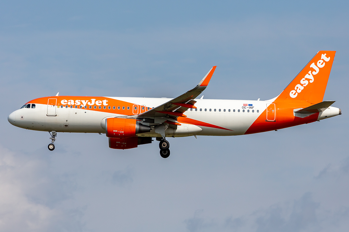 Easy Jet Europe, OE-INF, Airbus, A320-214, 16.08.2021, BER, Berlin, Germany