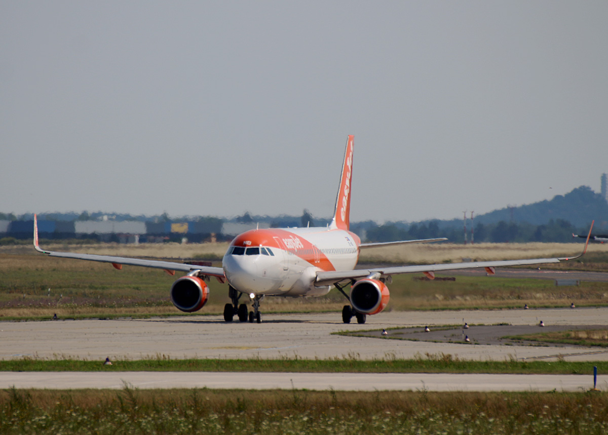 Easyjet Europe, Airbus A 320-214, OE-IND, BER, 11.07.2021