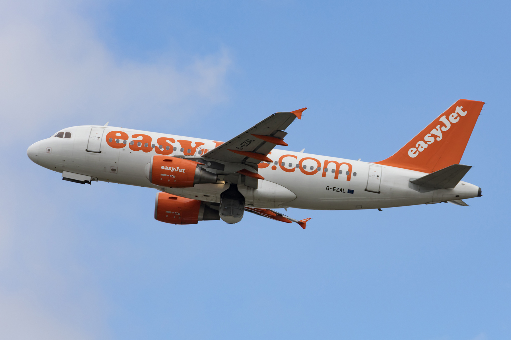 EasyJet, G-EZAL, Airbus, A319-111, 17.09.2015, TLS, Toulouse, France 



