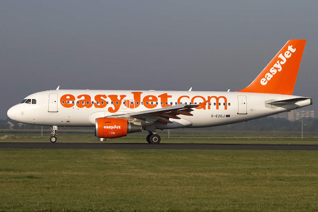 EasyJet, G-EZGJ, Airbus, A319-111, 07.10.2013, AMS, Amsterdam, Netherlands





