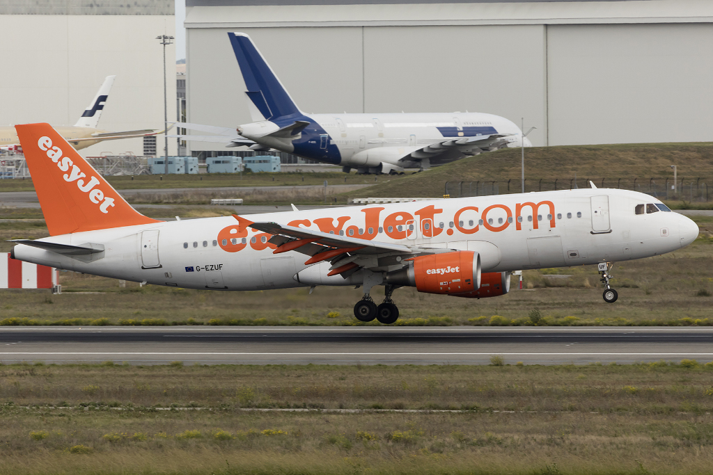 EasyJet, G-EZUF, Airbus, A320-214, 29.09.2015, TLS, Toulouse, France 





