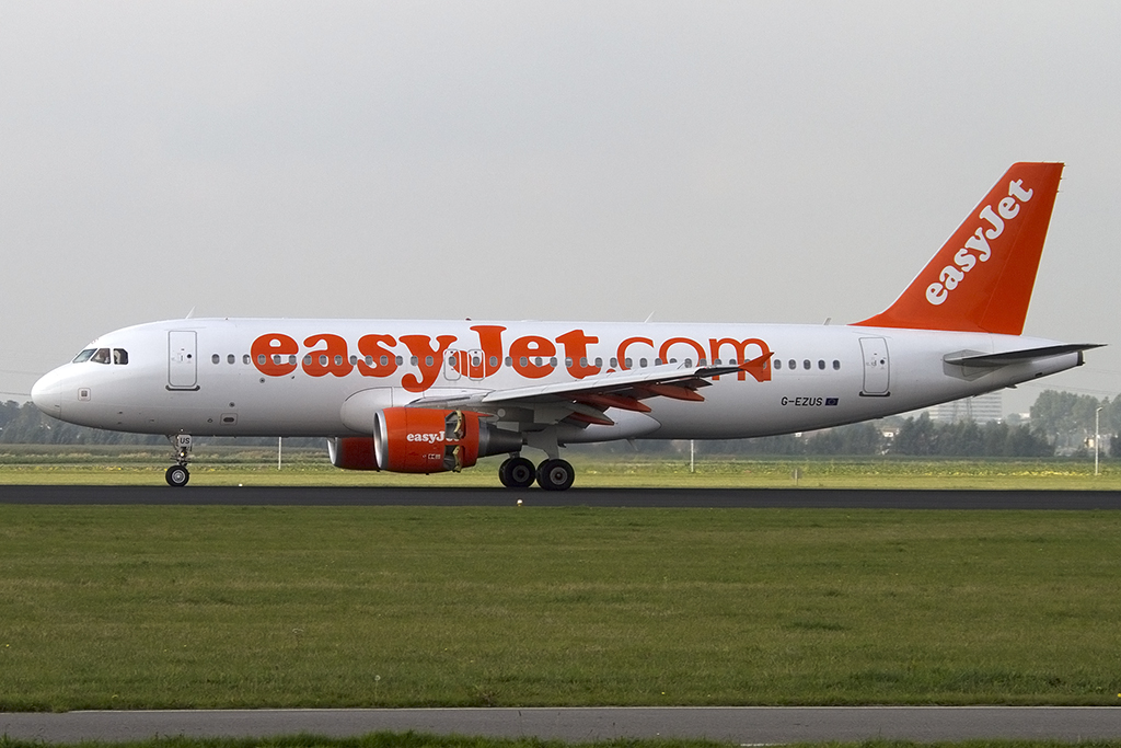 EasyJet, G-EZUS, Airbus, A320-214, 07.10.2013, AMS, Amsterdam, Netherlands 



