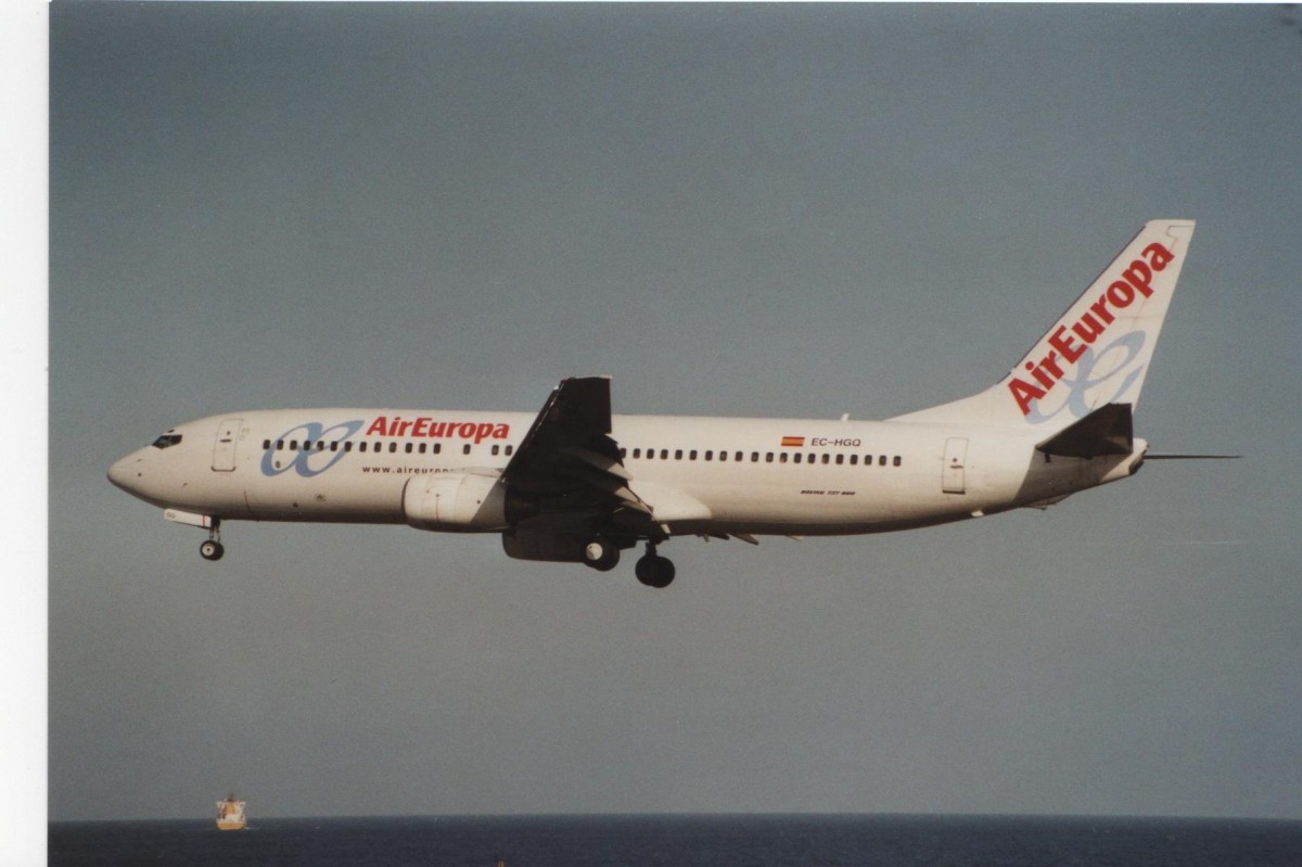 EC-HGQ, Boeing 738, MSN: 28386, LN: 426, Air Europa, Arrecife Lanzarote Airport, xx/10/2007.  
