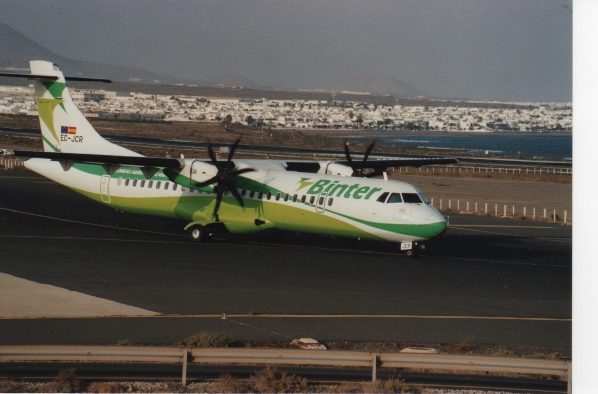 EC-JCR, ATR 72, MSN: 468, Binter Canarias, Arrecife Lanzarote Airport, 22/09/2007.