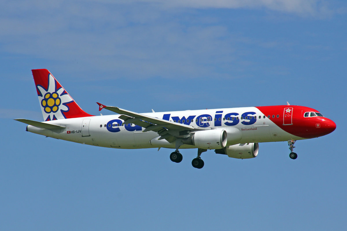 Edelweiss Air, HB-IJV, Airbus A320-214,  Macun , 29.Juli 2017, ZRH Zürich, Switzerland.
