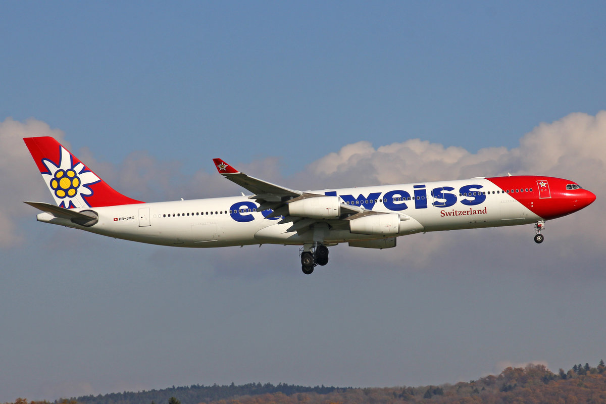 Edelweiss Air, HB-JMG, Airbus A340-313X,  Melchsee-Frutt , 03.November 2017, ZRH Zürich, Switzerland.