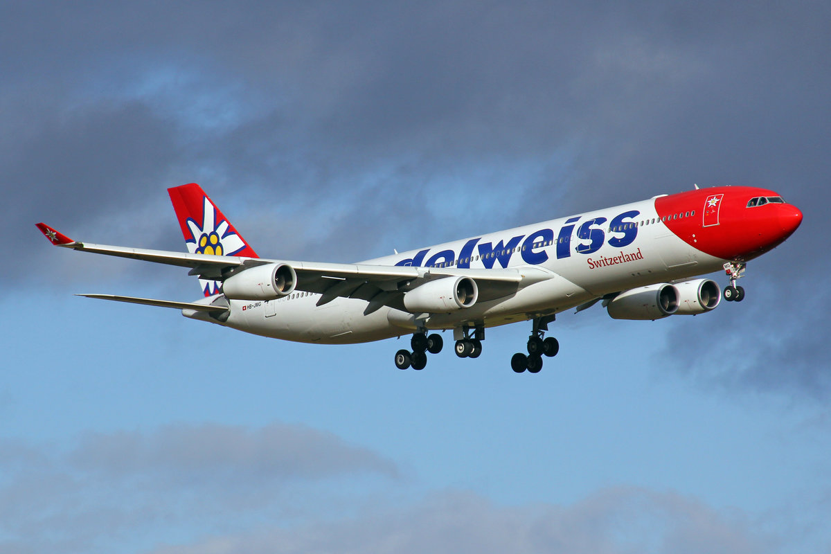 Edelweiss Air, HB-JMG, Airbus A340-313X,  Melchsee-Frutt . 02.Januar 2018, ZRH Zürich, Switzerland.