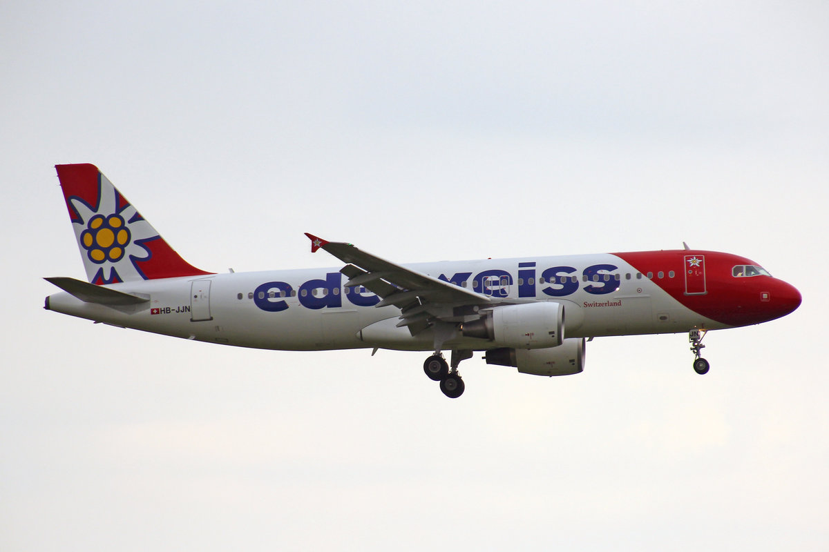 Edelweiss Air, HB-JNN, Airbus A320-214, msn: 4187, 25.Mai 2019, ZRH Zürich, Switzerland.
