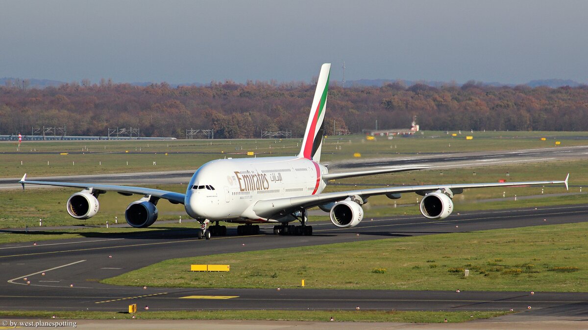 Emirates A380 A6-EDJ @ Dusseldorf Airport / DUS.
5.8.2020