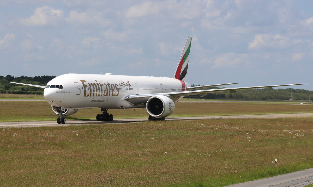 Emirates, A6-EGN,MSN 41074,Boeing 777-31H(ER), 10.06.2017, HAM-EDDH, Hamburg, Germany 