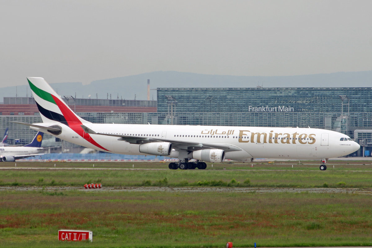 Emirates Airlines, A6-ERS, Airbus A340-313X, msn: 139, 20.Mai 2005, FRA Frankfurt, Germany.