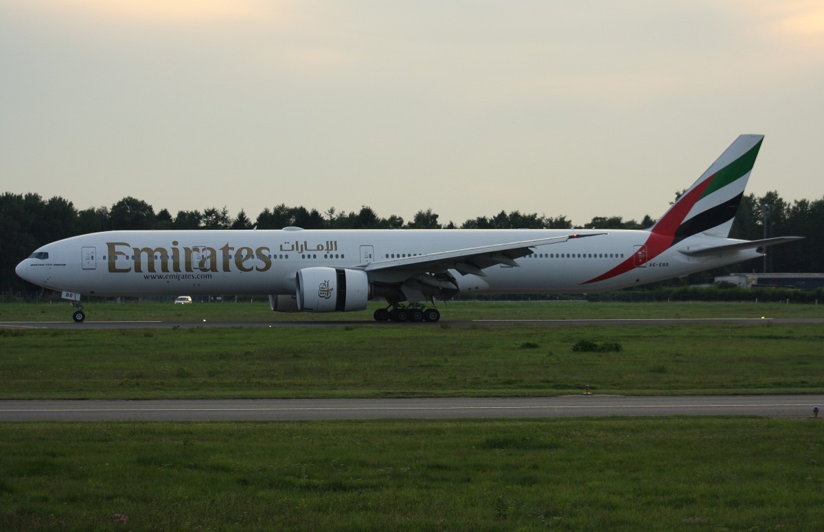 Emirates,A6-EBR,(c/n 34483),Boeing 777-31H(ER),31.08.2015,HAM-EDDH,Hamburg,Germany
