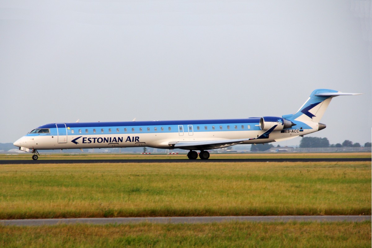 Estonian Air, ES-ACC, Bombardier CRJ-900ER, 3.Juli 2015, AMS Amsterdam, Netherlands.