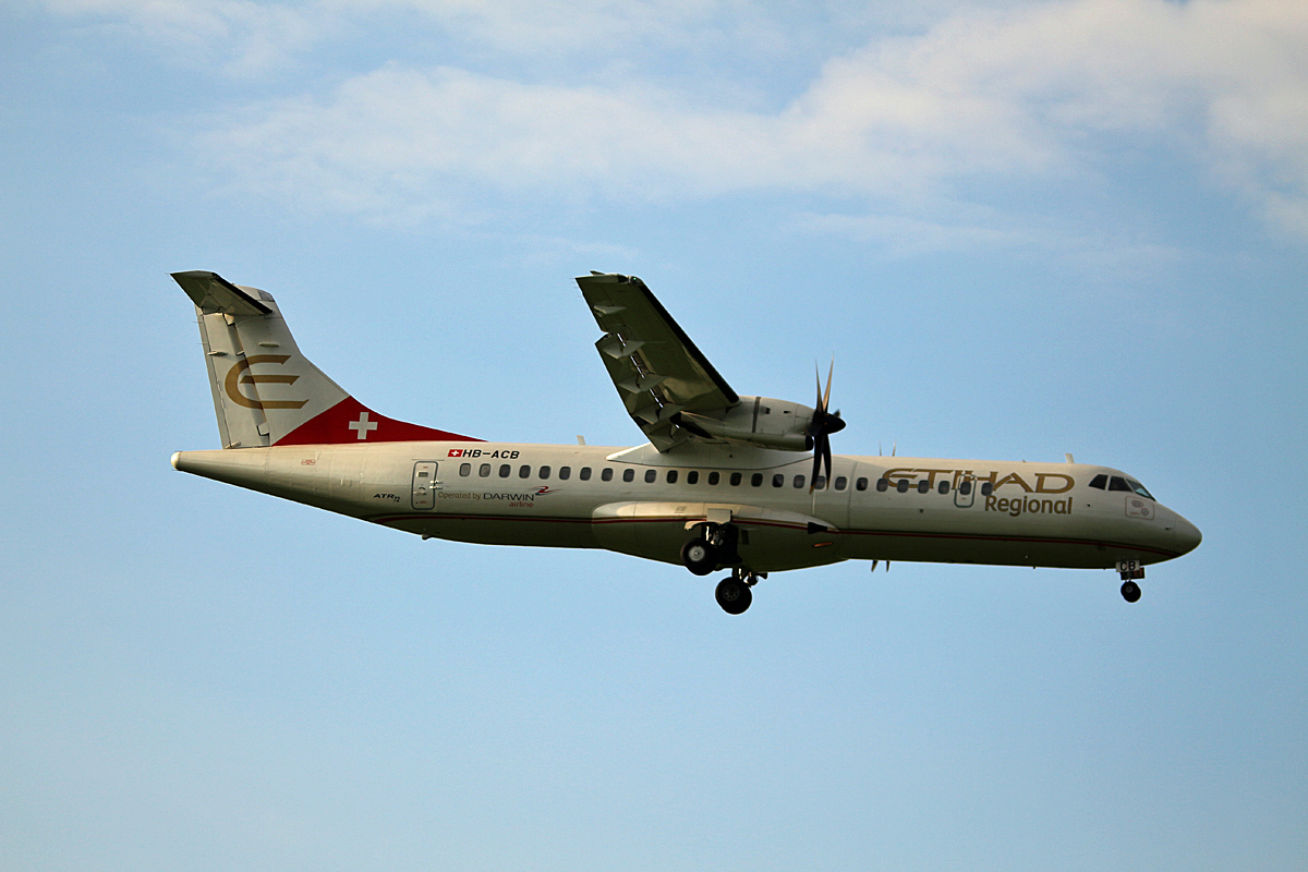Etihad Regional, ATR-72-212A, HB-ACB, TXL, 05.08.2017