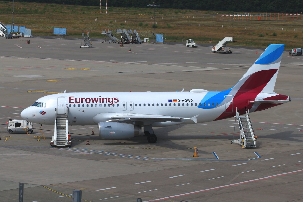 Eurowings, Airbus A319-132, D-AGWD. Köln-Bonn (CGN/EDDK), 22.07.2018.