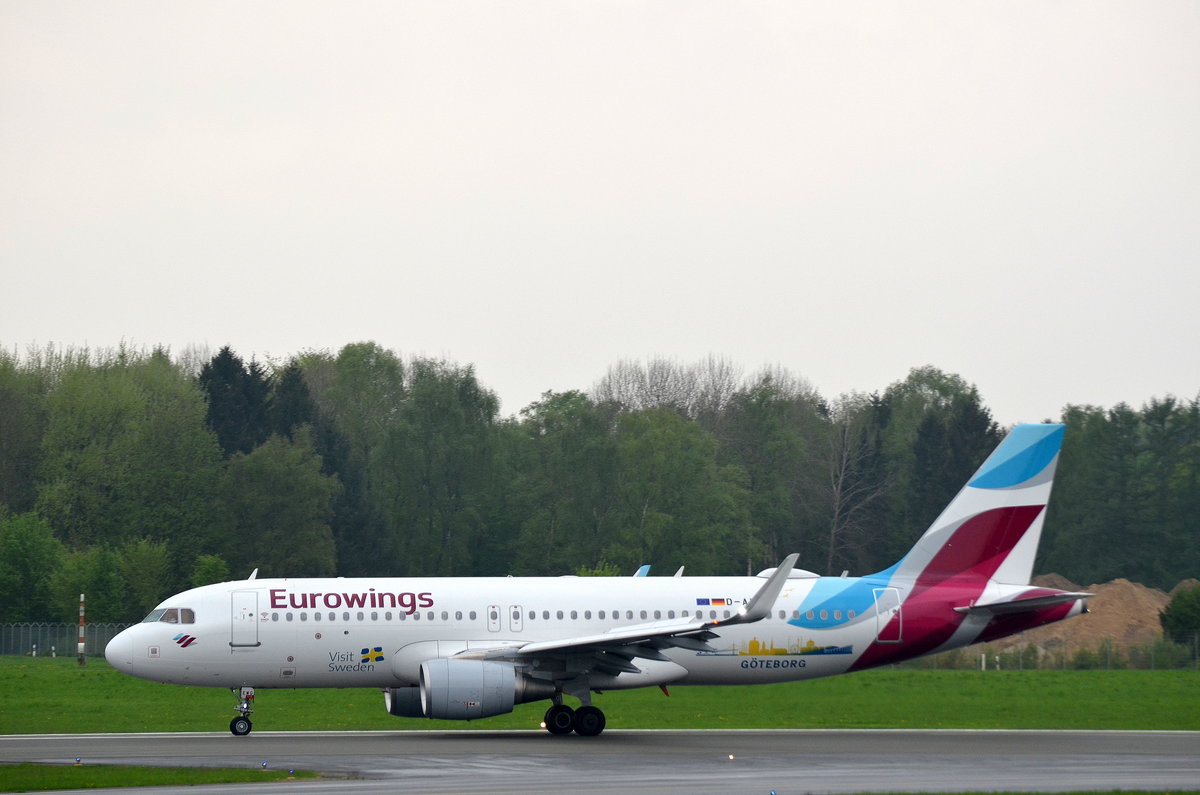 Eurowings Airbus A320 D-AEWG (Visit Sweden Göteborg Sticker) bei der Landung am Airport Hamburg Helmut Schmidt am 30.04.18