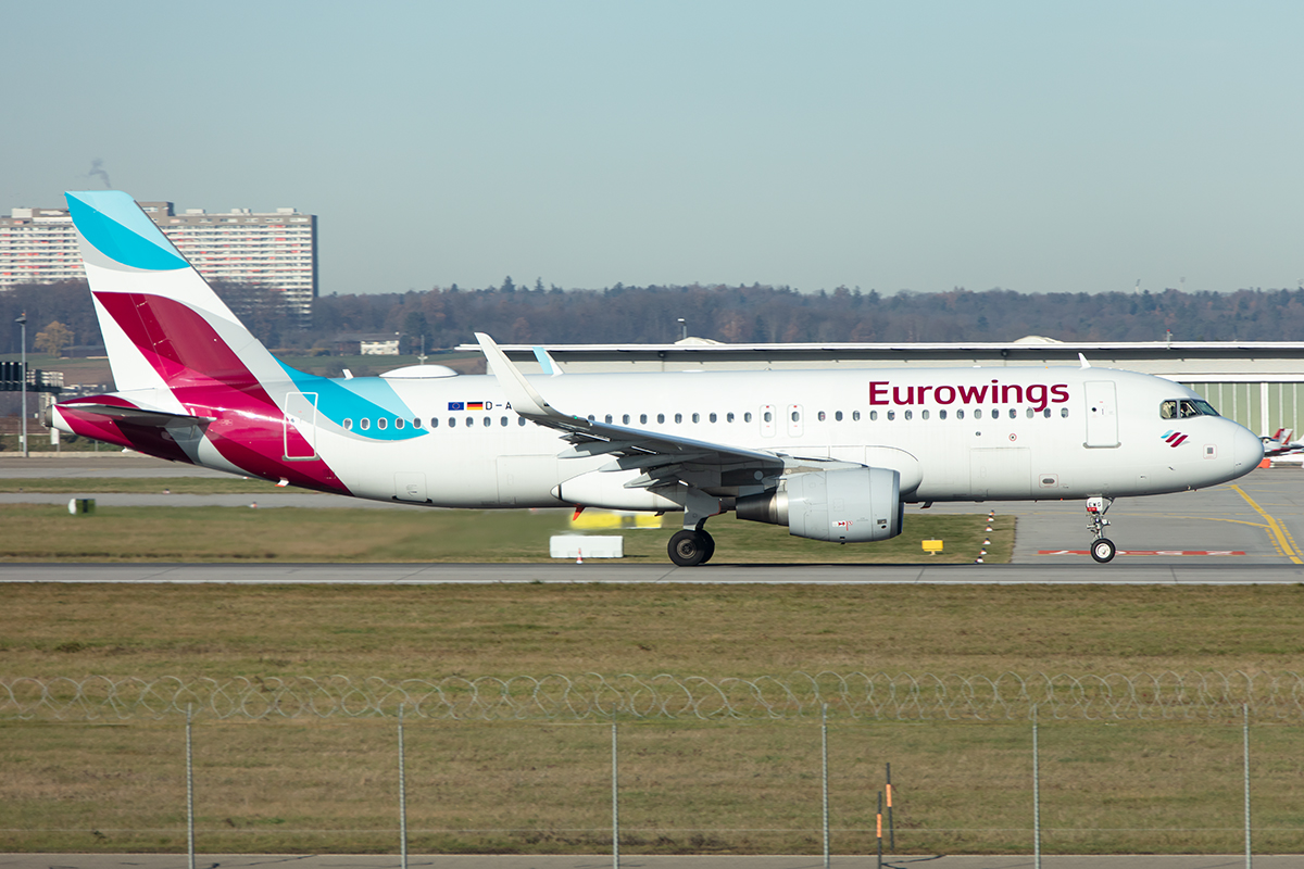 Eurowings, D-AEWG, Airbus, A320-214, 03.12.2019, STR, Stuttgart, Germany





