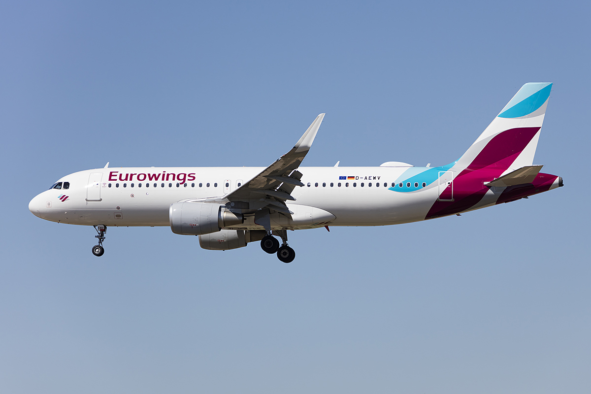 Eurowings, D-AEWV, Airbus, A320-214, 13.09.2017, BCN, Barcelona, Spain



