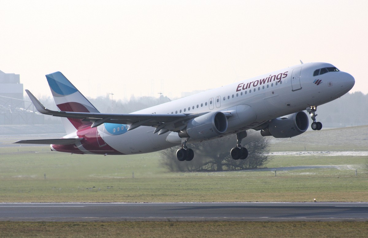 Eurowings, D-AIZQ, (c/n 5497),Airbus A 320-214 (SL), 06.02.2015, HAM-EDDH, Hamburg, Germany 