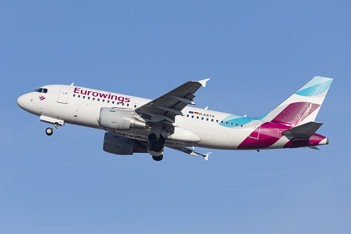 Eurowings, D-ASTX, Airbus, A319-112, 11.01.2018, STR, Stuttgart, Germany


