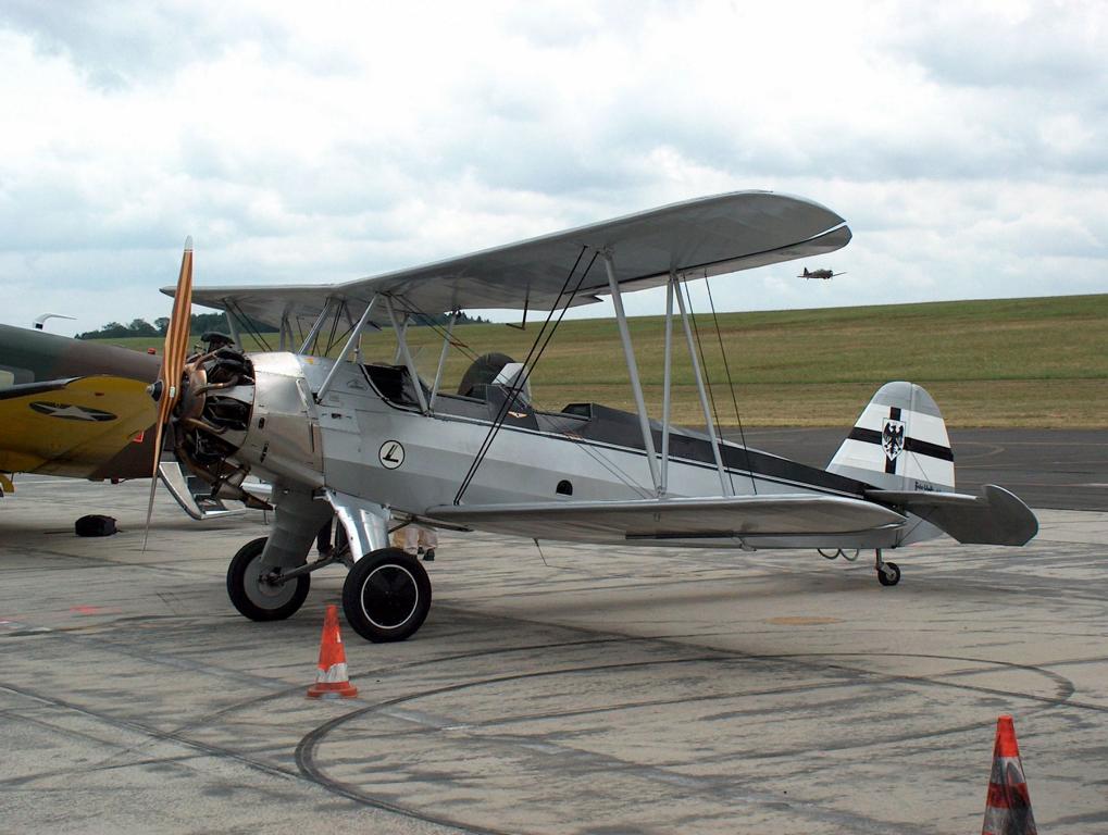 FAZMJ, FockeWulf Fw 44 Stieglitz auf der Bitburg Air Show, 24.07.2005