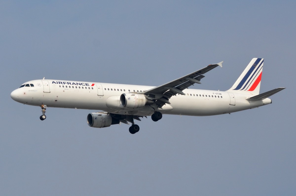 F-GTAM Air France Airbus A321-212   Anflug Tegel am 24.03.2015