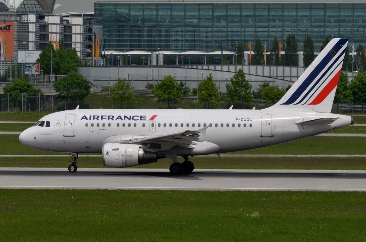 F-GUGL Air France Airbus A318-111  gelandet in München  12.05.2015