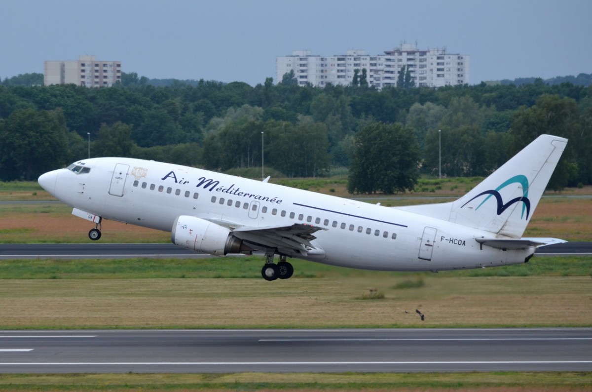 F-HCOA Air Mediterranee Boeing 737-5L9   Start in Tegel am 13.06.2014