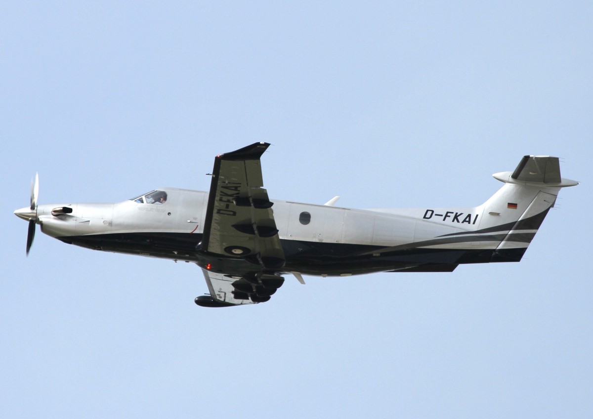 Fa. Kaiser, D-FKAI, Pilatus, PC-12 NG / 47 E, 02.04.2014, DUS-EDDL, Dsseldorf, Germany