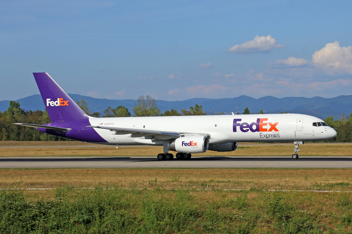 Federal Express, N922FD, Boeing 757-23ASF, msn: 24293/220, 16.August 2018, BSL Basel-Mülhausen, Switzerland.