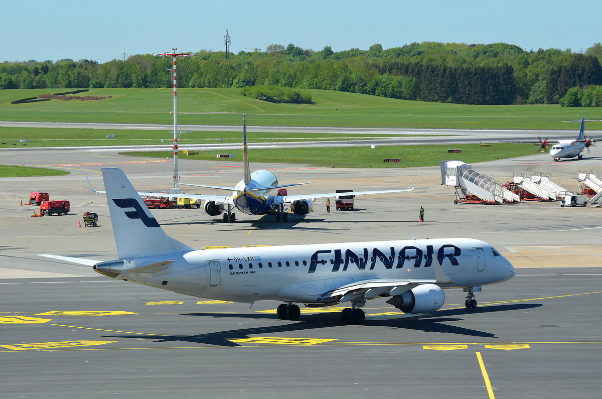 Finnair Embraer ERJ 190-100LR OH-LKM beim rollen zum Start am Airport Hamburg Helmut Schmidt am 06.05.18